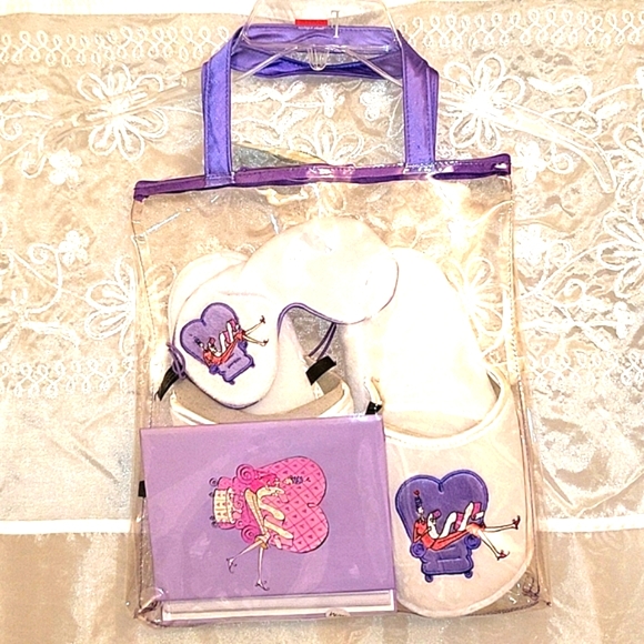Spa Beauty Gift Set! Cozy Slippers, Sleep Mask & Photo Album, White & Purple, M - Picture 3 of 15
